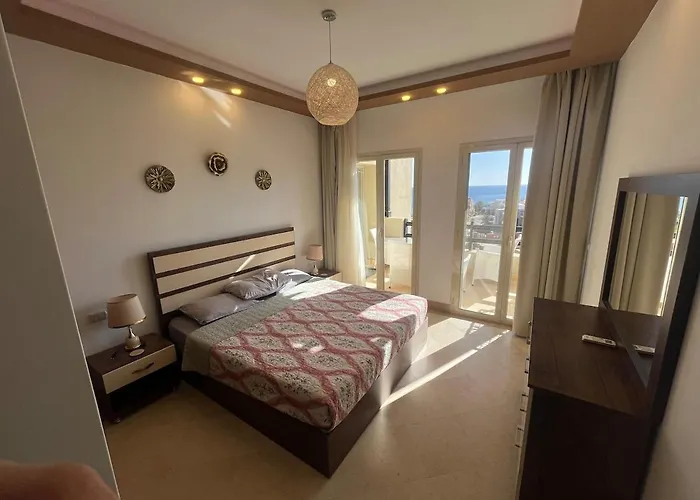 Azzurra Sea View 2 Bedrooms דירה