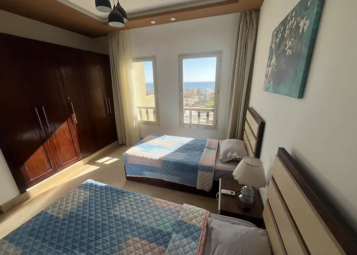 Azzurra Sea View 2 Bedrooms הורגהדה